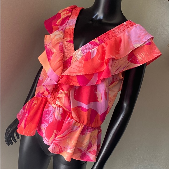 Floral Ruffle V-Neck Top - Pink and Red - Picture 4 of 10